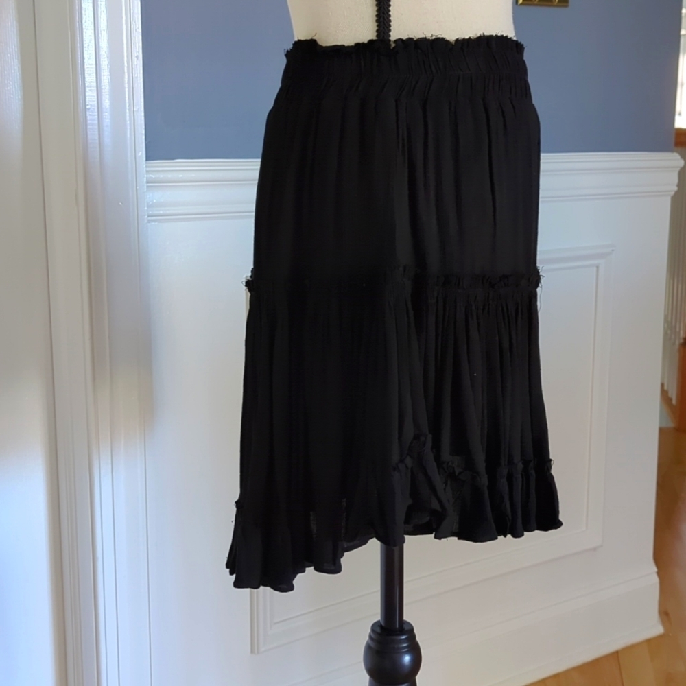 NWT Juniper Blu Black Tiered Ruffle Mini Skirt - Size S - Picture 3 of 11
